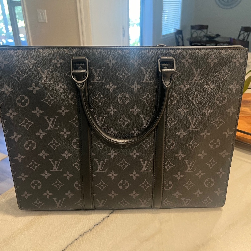 Auth LOUIS VUITTON Monogram Eclipse Sac Plat Horizontal Zippe M45265